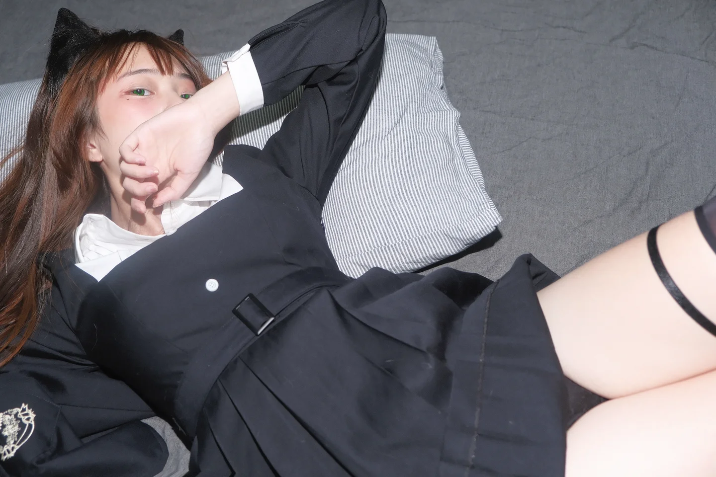 攻弦弦弦 - 黑丝眼镜猫娘 [16P-77MB] tg@simisebaisi 【丝足阁】005.webp